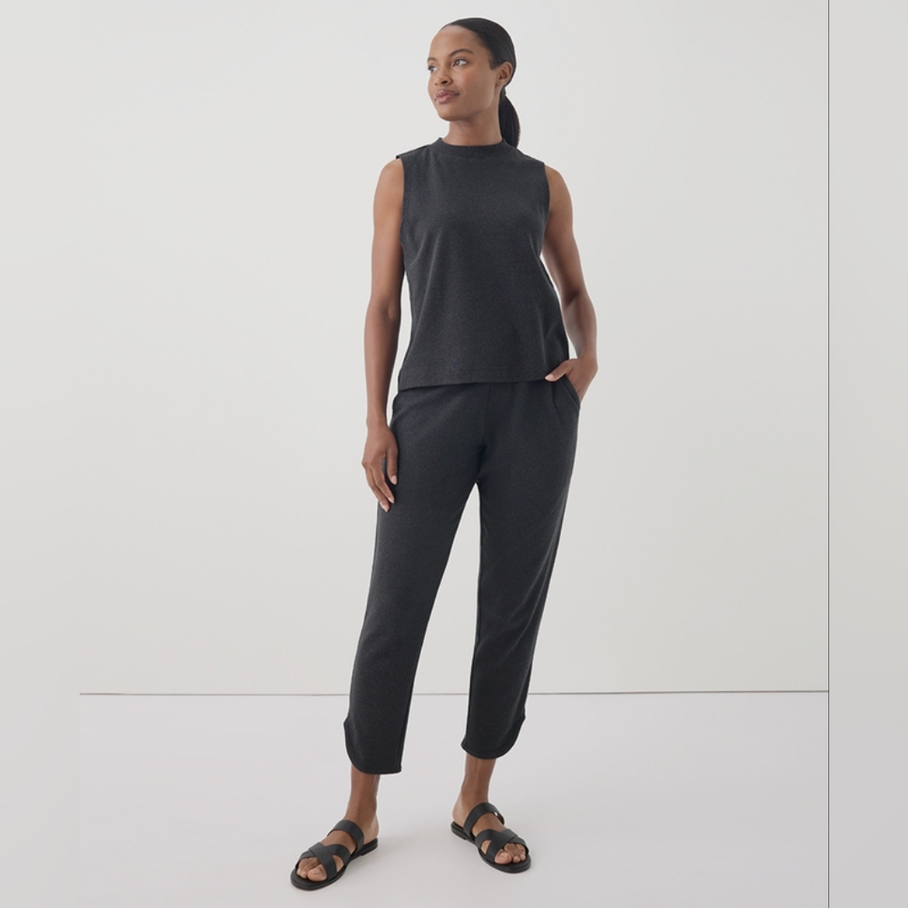 NWT Pact Airplane Tulip Hem Pant